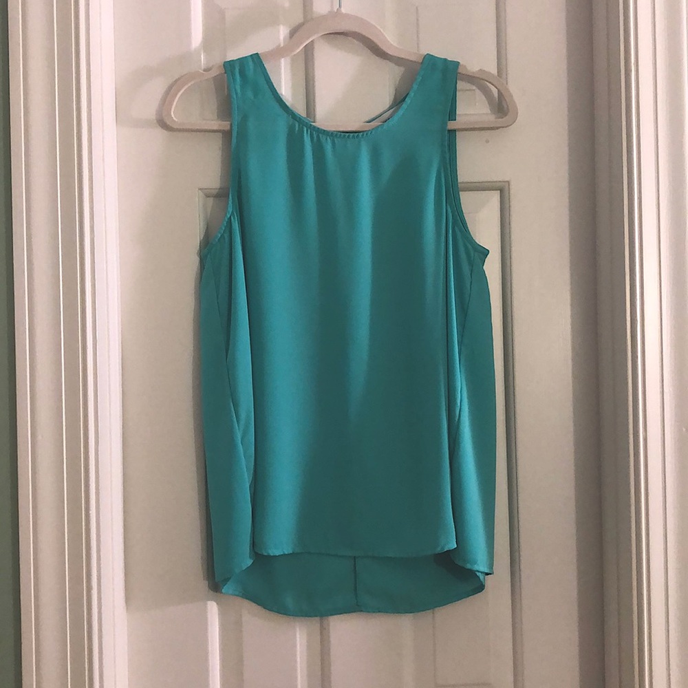 Seafoam green chiffon tank top - size S - beautiful back slit